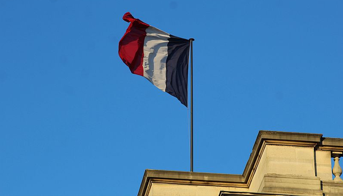 Des naturalisations pour certains travailleurs essentiels