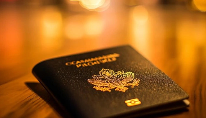 Cartes de séjour « talent » : quels sont les nouveaux seuils de rémunération ?